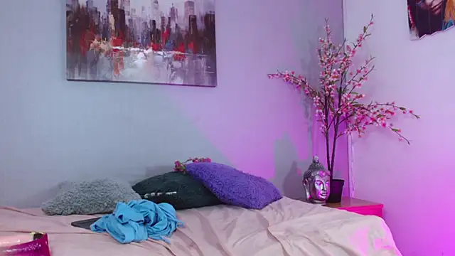 Charlot Vega  online show from February 16, 2025, 10:32 am