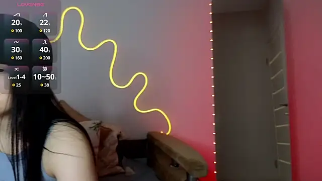 Snapshot of Harleen_Moore chatting on March 22, 2025, 10:26 pm Harleen Moore online show from March 22, 2025, 10:26 pm