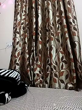 Snapshot of karishma_kappur chatting on February 20, 2025, 1:03 am karishma kappur online show from February 20, 2025, 1:03 am