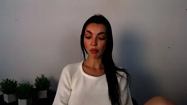 Lexi Jous online show from July 11, 2026, 11:24 am