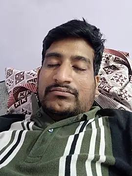 Snapshot of honeyrose765 chatting on November 18, 2025, 9:41 pm honeyrose765 online show from November 18, 2025, 9:41 pm