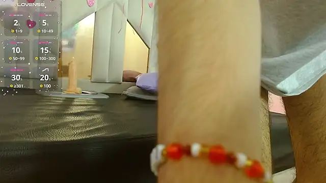 Axel tay online show from February 20, 2025, 7:34 am