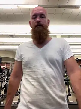 Snapshot of 32XRedBeard chatting on January 15, 2025, 3:39 pm 32XRedBeard online show from January 15, 2025, 3:39 pm