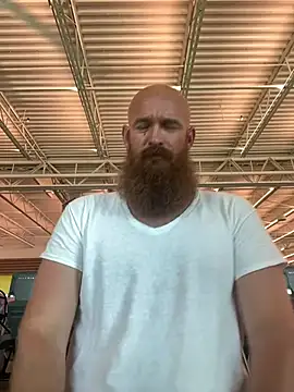 Snapshot of 32XRedBeard chatting on March 12, 2025, 1:40 pm 32XRedBeard online show from March 12, 2025, 1:40 pm