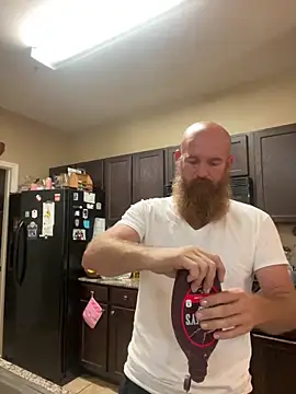 32XRedBeard online show from June 7, 2026, 10:46 pm
