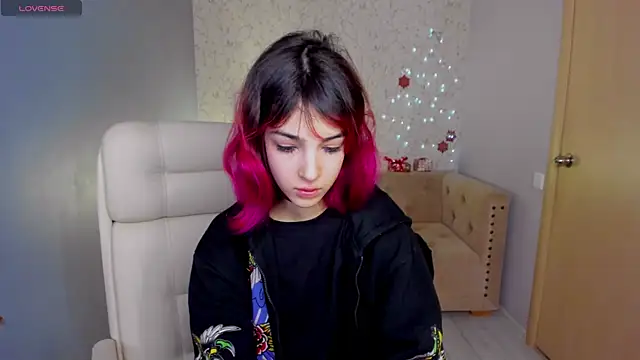 Ink  pleasure online show from January 12, 2025, 10:56 am