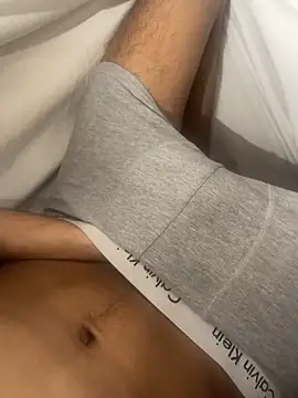 mdnn77 online show from March 4, 2025, 11:22 pm