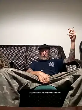 filthymind619 online show from July 7, 2026, 11:42 pm