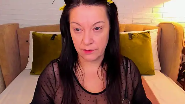 SarahGrays online show from October 11, 2025, 8:07 pm