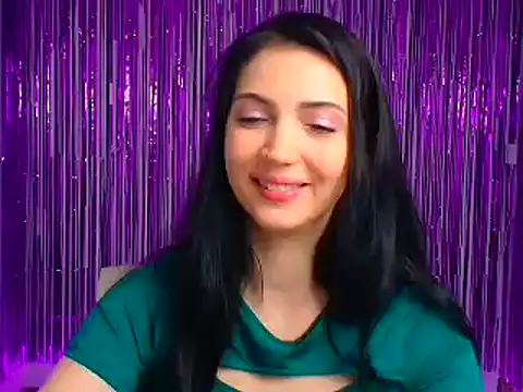Snapshot of Amalia_amor chatting on October 1, 2025, 5:24 am Amalia amor online show from October 1, 2025, 5:24 am