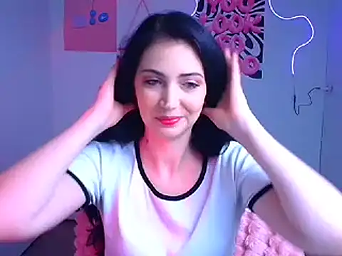 Snapshot of Amalia_amor chatting on October 16, 2025, 11:11 am Amalia amor online show from October 16, 2025, 11:11 am