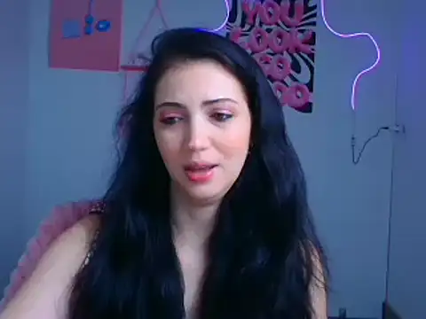 Snapshot of Amalia_amor chatting on October 24, 2025, 5:26 am Amalia amor online show from October 24, 2025, 5:26 am