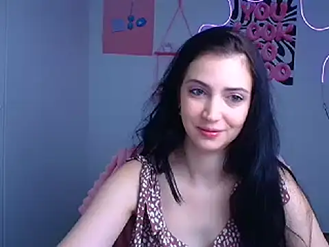Snapshot of Amalia_amor chatting on November 9, 2025, 6:55 am Amalia amor online show from November 9, 2025, 6:55 am