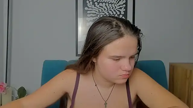 AdeleCruz online show from January 15, 2026, 1:16 pm