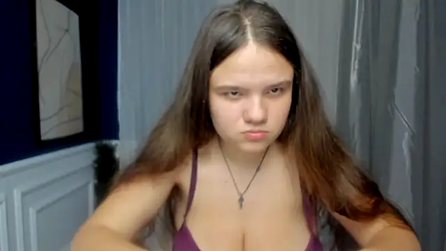 AdeleCruz online show from March 25, 2026, 1:06 pm