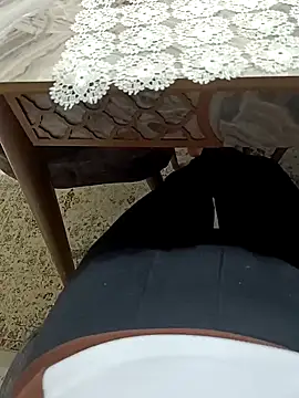 senle12ben online show from January 7, 2025, 3:44 pm