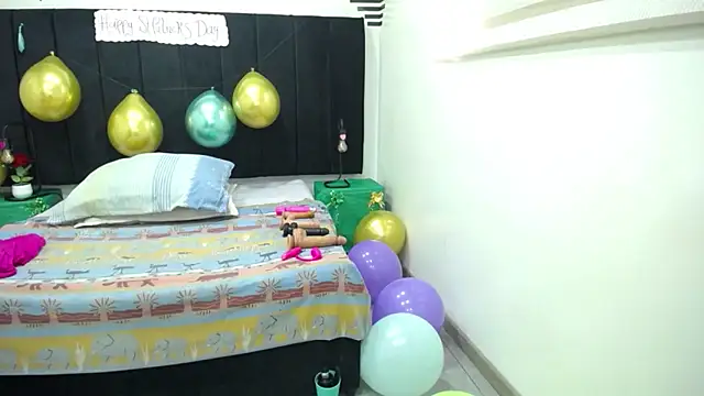 VickyBoobss online show from March 18, 2026, 6:44 pm