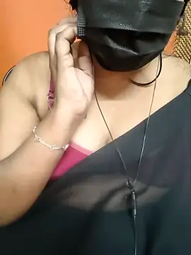 Snapshot of Lolitatamil chatting on February 14, 2026, 6:26 pm Lolitatamil online show from February 14, 2026, 6:26 pm