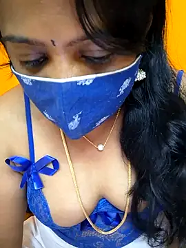 Snapshot of kanikasree chatting on January 9, 2025, 4:49 pm kanikasree online show from January 9, 2025, 4:49 pm