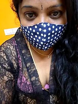 Snapshot of kanikasree chatting on January 21, 2025, 6:34 pm kanikasree online show from January 21, 2025, 6:34 pm