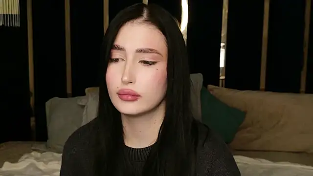 EmmaLawrens online show from September 28, 2025, 4:29 am