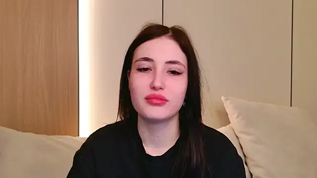 Snapshot of EmmaLawrens chatting on March 14, 2026, 10:32 am EmmaLawrens online show from March 14, 2026, 10:32 am