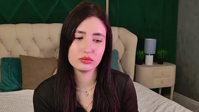 Snapshot of EmmaLawrens chatting on March 22, 2026, 10:40 am EmmaLawrens online show from March 22, 2026, 10:40 am