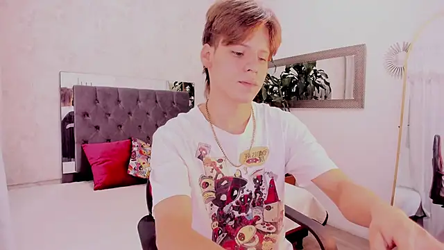 blondie lover69 online show from October 19, 2025, 8:20 pm