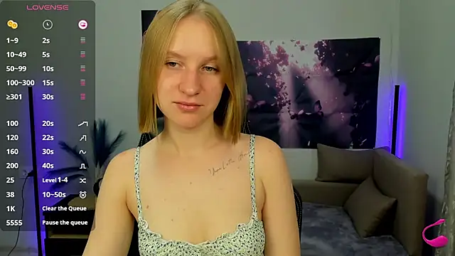 BeautyBlondy online show from October 22, 2025, 12:16 pm