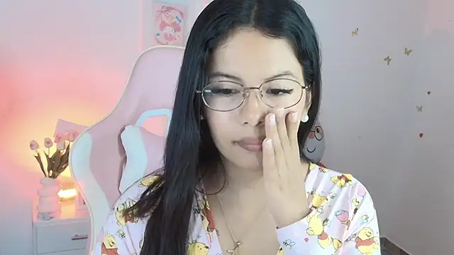 sweet dania  online show from February 22, 2026, 5:30 am