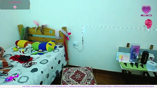 Snapshot of boysLittle chatting on November 15, 2025, 6:55 am boysLittle online show from November 15, 2025, 6:55 am