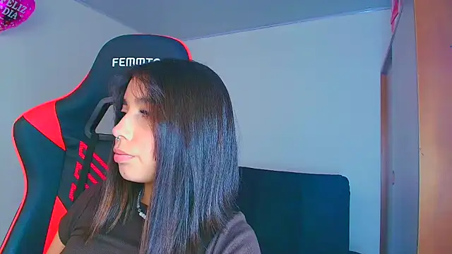 Rousse violett online show from September 27, 2025, 8:58 pm