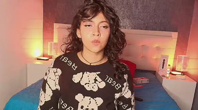 gabriela cortez online show from February 8, 2025, 10:40 pm