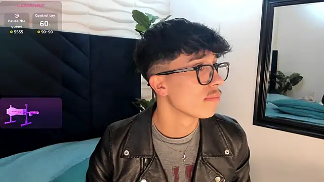 tim  fox online show from November 3, 2025, 12:06 pm