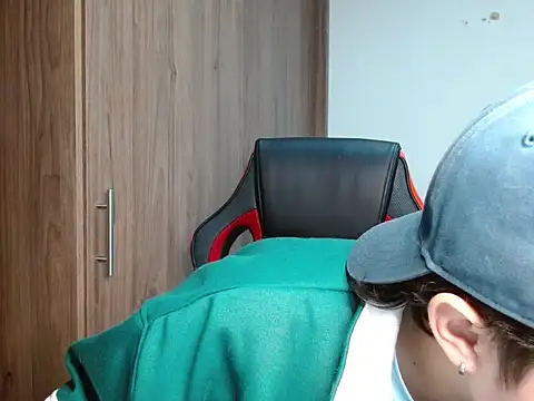 alex parker07 online show from February 1, 2025, 12:29 am