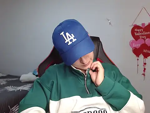 alex parker07 online show from February 19, 2025, 10:53 pm