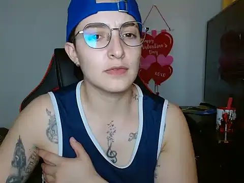 alex parker07 online show from February 27, 2025, 9:47 pm