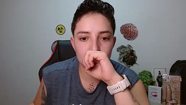 alex parker07 online show from November 3, 2025, 11:15 pm