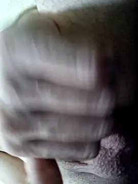 CSantiago01 online show from March 10, 2025, 11:38 pm