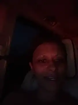 PeachLustre8371 online show from April 9, 2026, 12:10 am