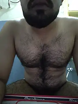 13lusty online show from June 18, 2026, 3:40 am