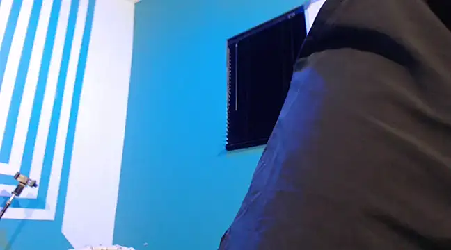 itsmeyes69 online show from February 2, 2025, 8:19 pm