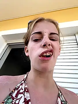 VioletxBlue online show from September 30, 2025, 1:49 pm