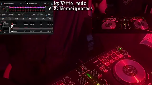 Snapshot of vittote chatting on February 14, 2025, 5:30 am vittote online show from February 14, 2025, 5:30 am