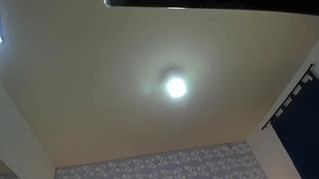 SalomeSimonz online show from September 25, 2025, 7:28 pm