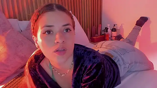 Snapshot of alliss_ginger_ chatting on October 9, 2025, 7:34 pm alliss ginger online show from October 9, 2025, 7:34 pm