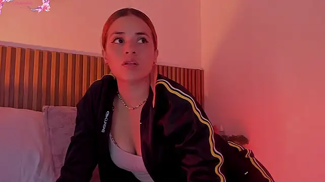 Snapshot of alliss_ginger_ chatting on October 14, 2025, 2:45 am alliss ginger online show from October 14, 2025, 2:45 am