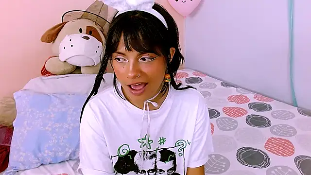 Mattilda 18 online show from March 14, 2025, 11:22 pm