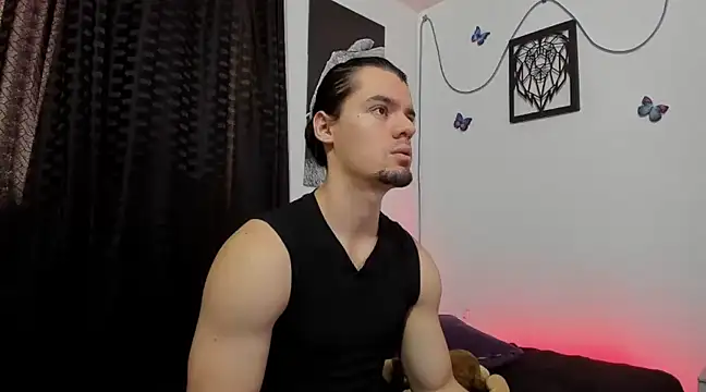 Snapshot of maxi_styles chatting on January 24, 2025, 5:21 pm maxi styles online show from January 24, 2025, 5:21 pm