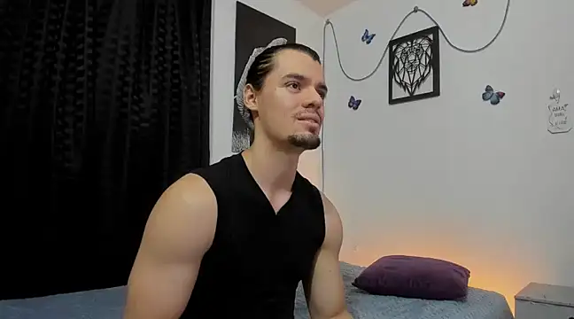 Snapshot of maxi_styles chatting on February 13, 2025, 1:08 am maxi styles online show from February 13, 2025, 1:08 am